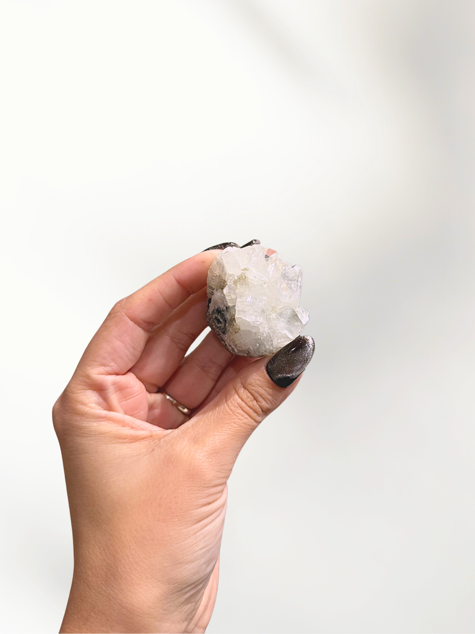 Apophyllite 1 apophyllite