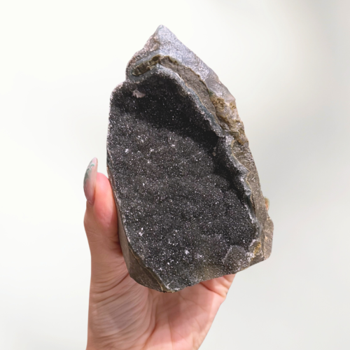 Home 2026 18 Black Amethyst