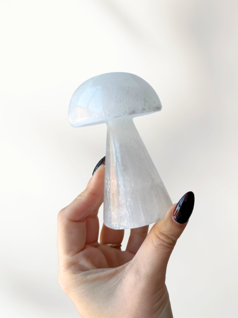 Selenite Mushroom