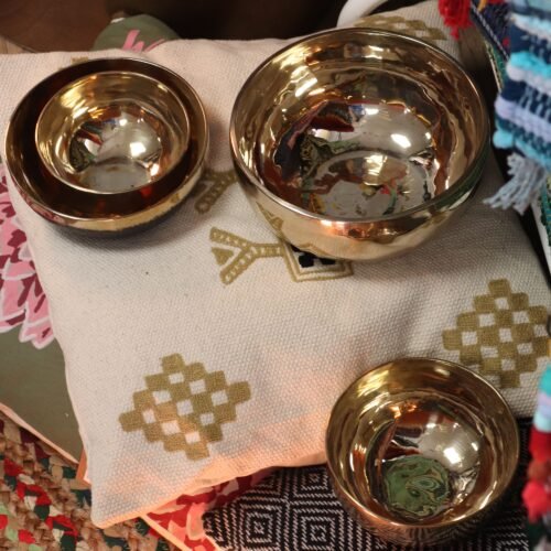 Home 2026 12 Extra Large Shining Bell-Metal Handmade Singing Bowl (approx 1500g) - 21cm