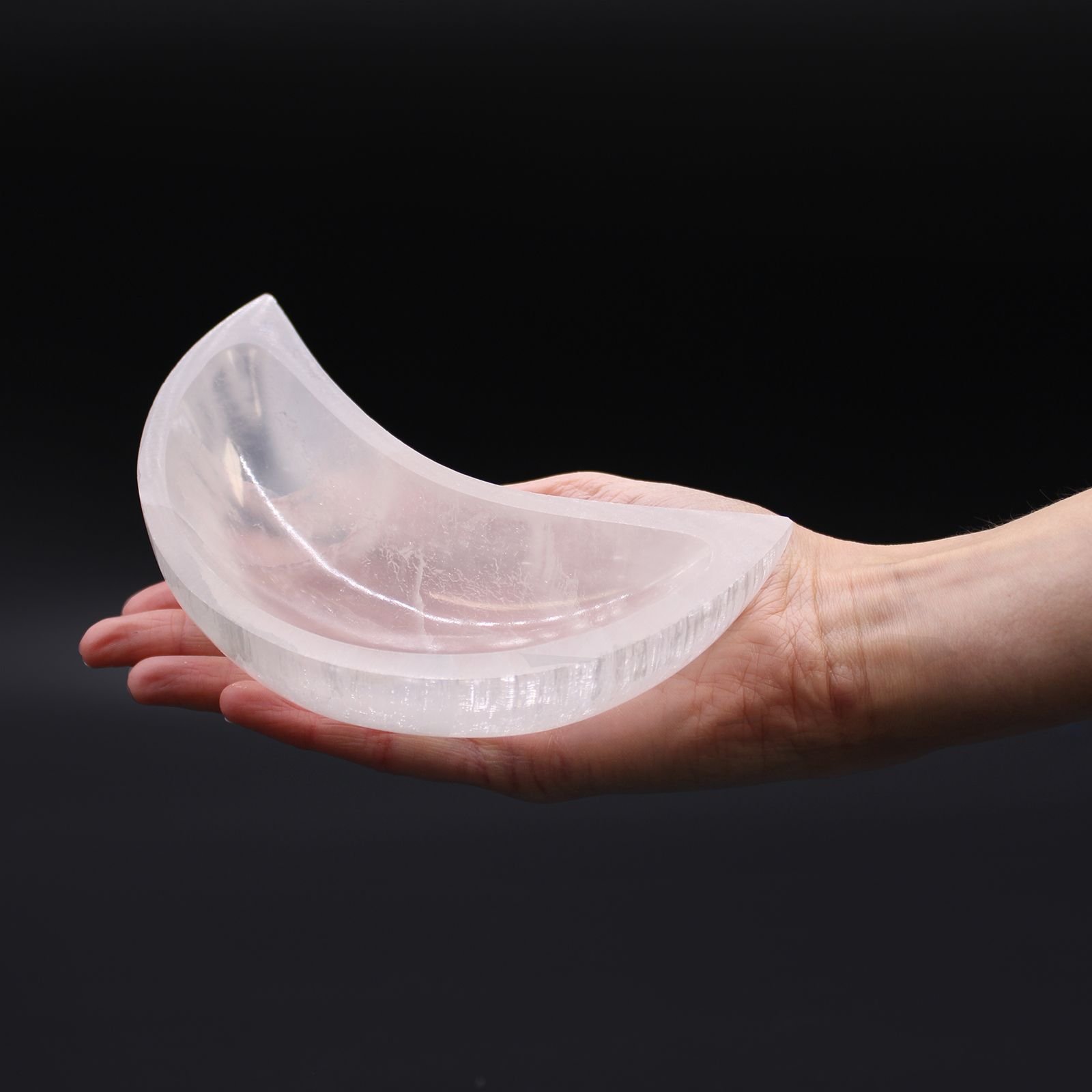 Selenite Moon Bowl - 15Cm 4 selenite moon bowl - 15cm - image 4