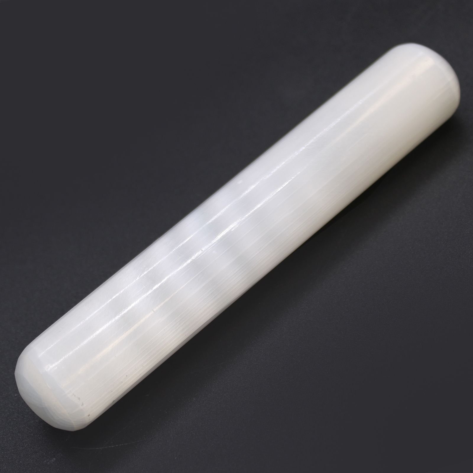 Selenite Wand - 16 Cm (Round Both Ends) 1 selenite wand - 16 cm (round both ends)