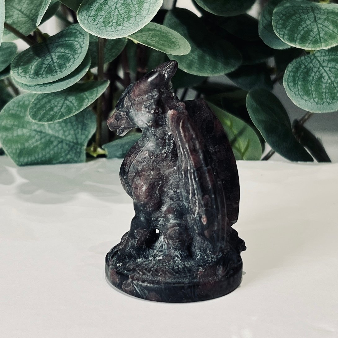 Garnet Dragon Carving 7cm 4 Garnet Dragon Carving 7cm - Image 4