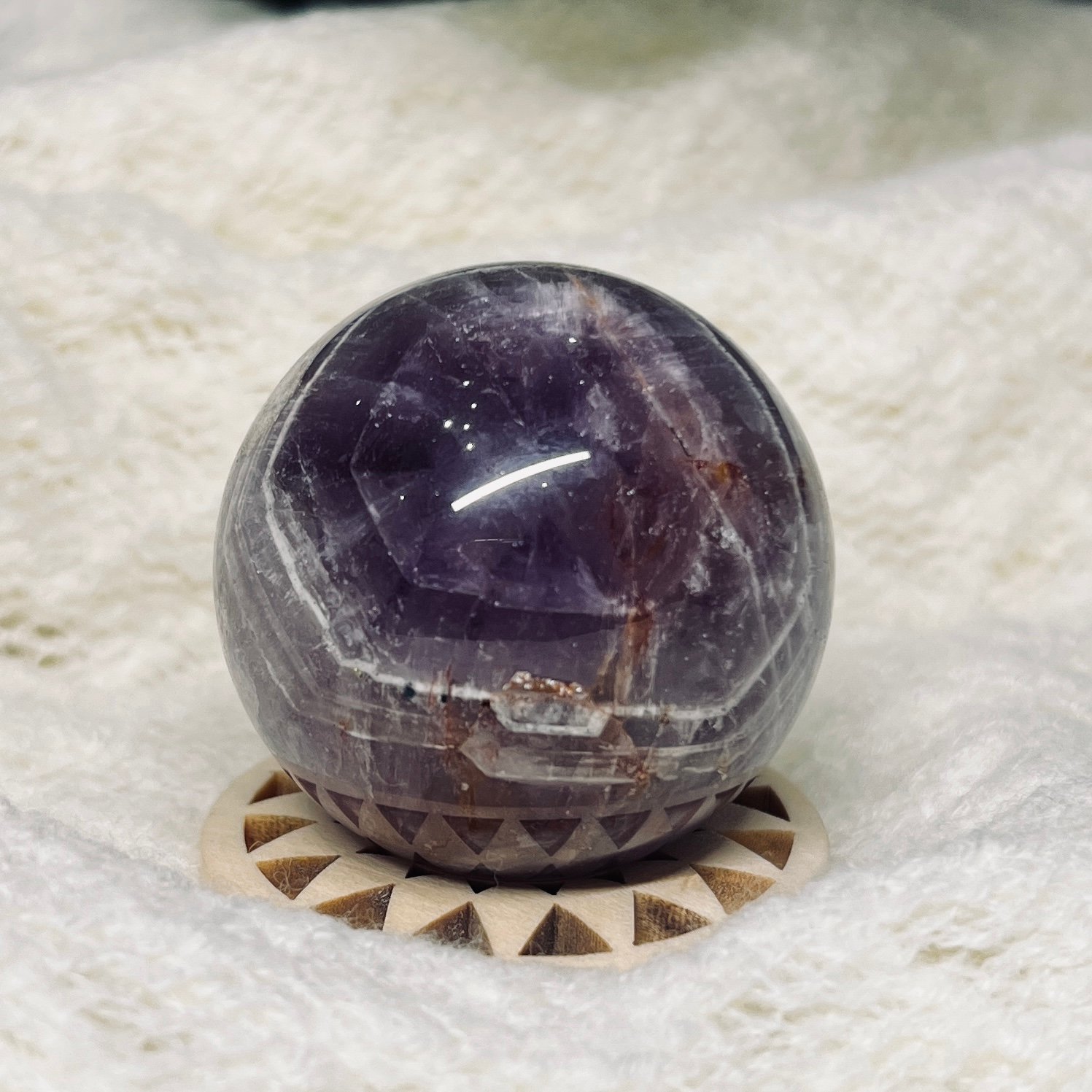 Chevron amethyst sphere E