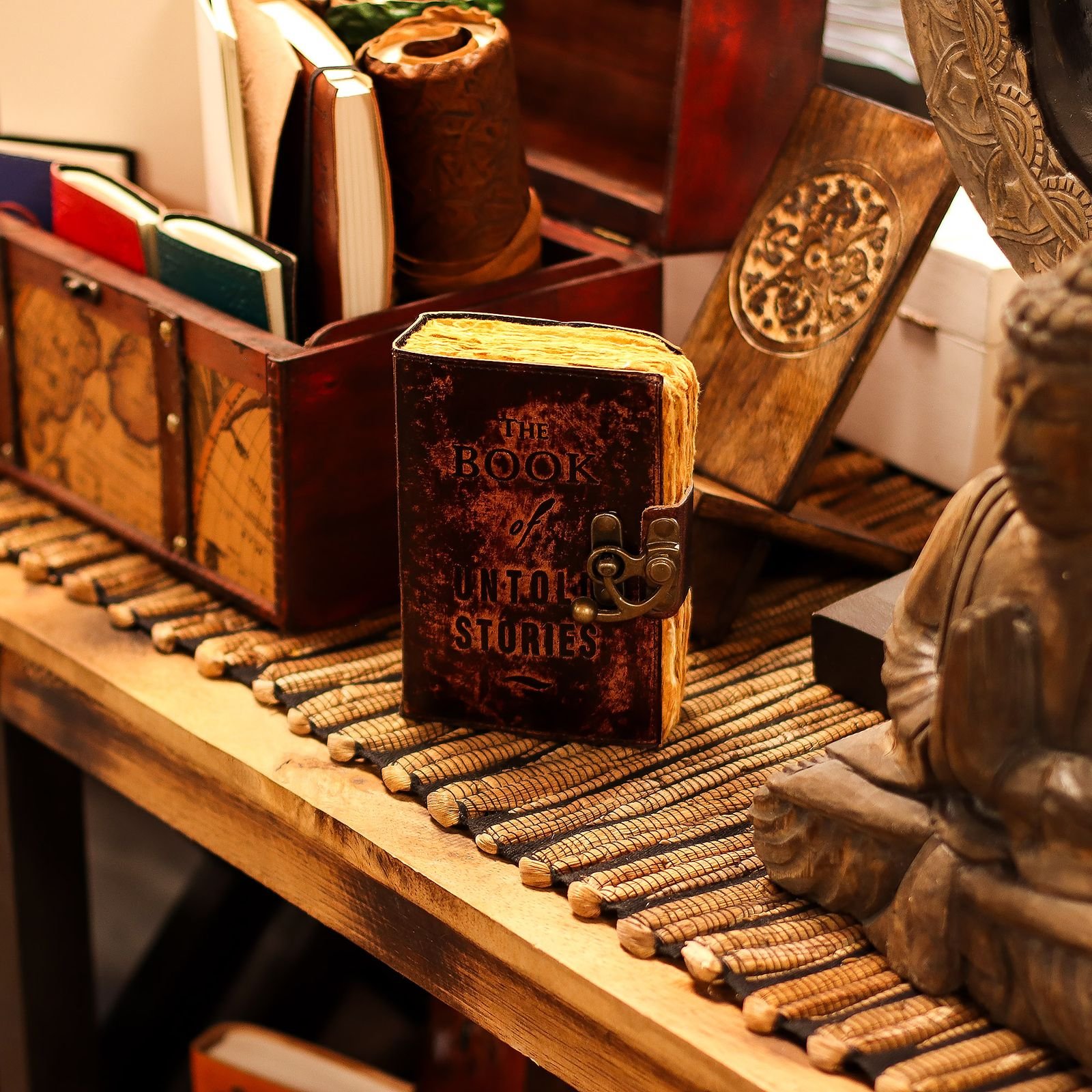 bG9jYWw6Ly9tZWRpYS85TS9FRC82MFIzMEMxSjY0U0tFRDlNL2NhMDY2YzlkLmpwZw.jpg Book of Untold Stories Leather Notebook 15 x 10cm
