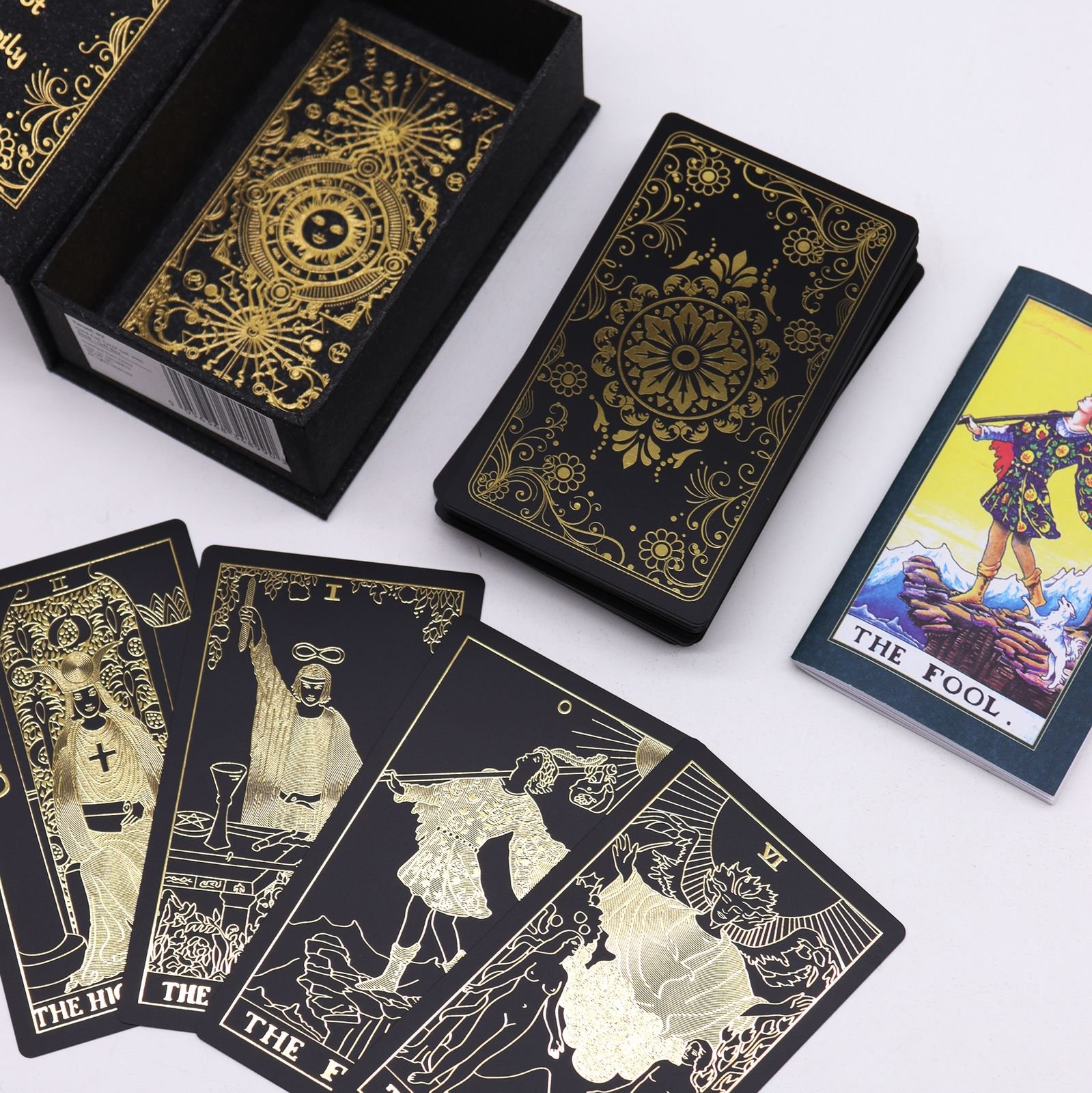 bG9jYWw6Ly9tZWRpYS85Ti80RS82MFIzMEMxSDc0UjM0RTlOLzY3ZjI4MjhlLmpwZWc.jpg Gold Foil Tarot Deck