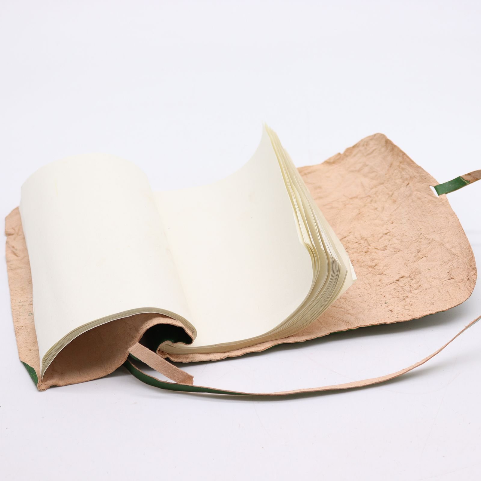 Rolled Leather Travel Journal Green, 21 x 15cm view 2