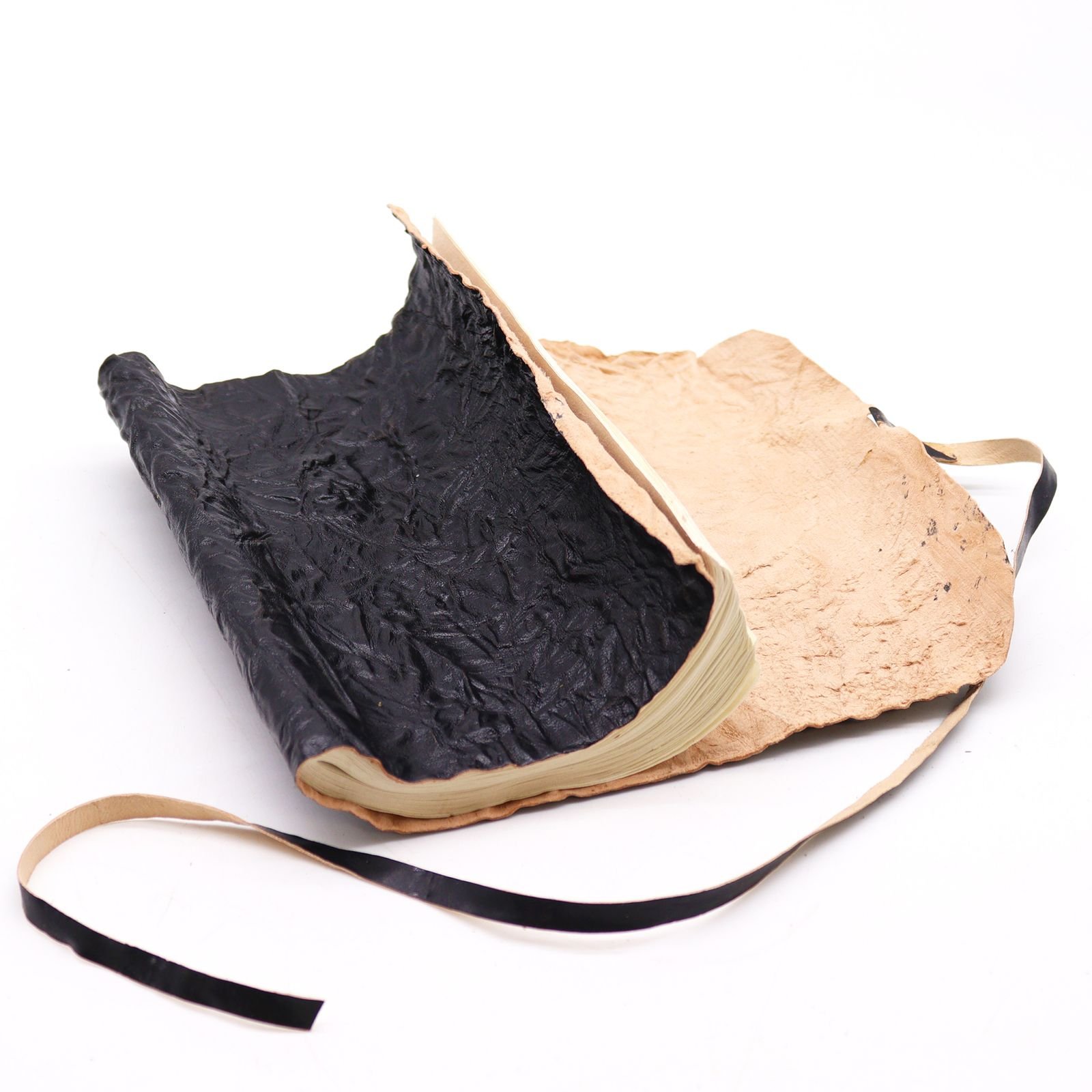 Rolled Leather Travel Journal Black, 21 x 15cm view 4