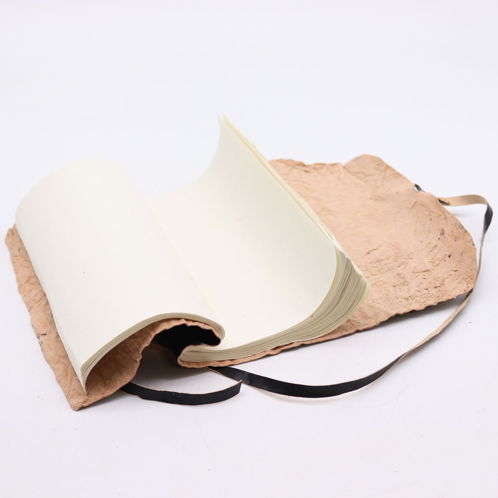 Rolled Leather Travel Journal Black, 21 x 15cm view 3
