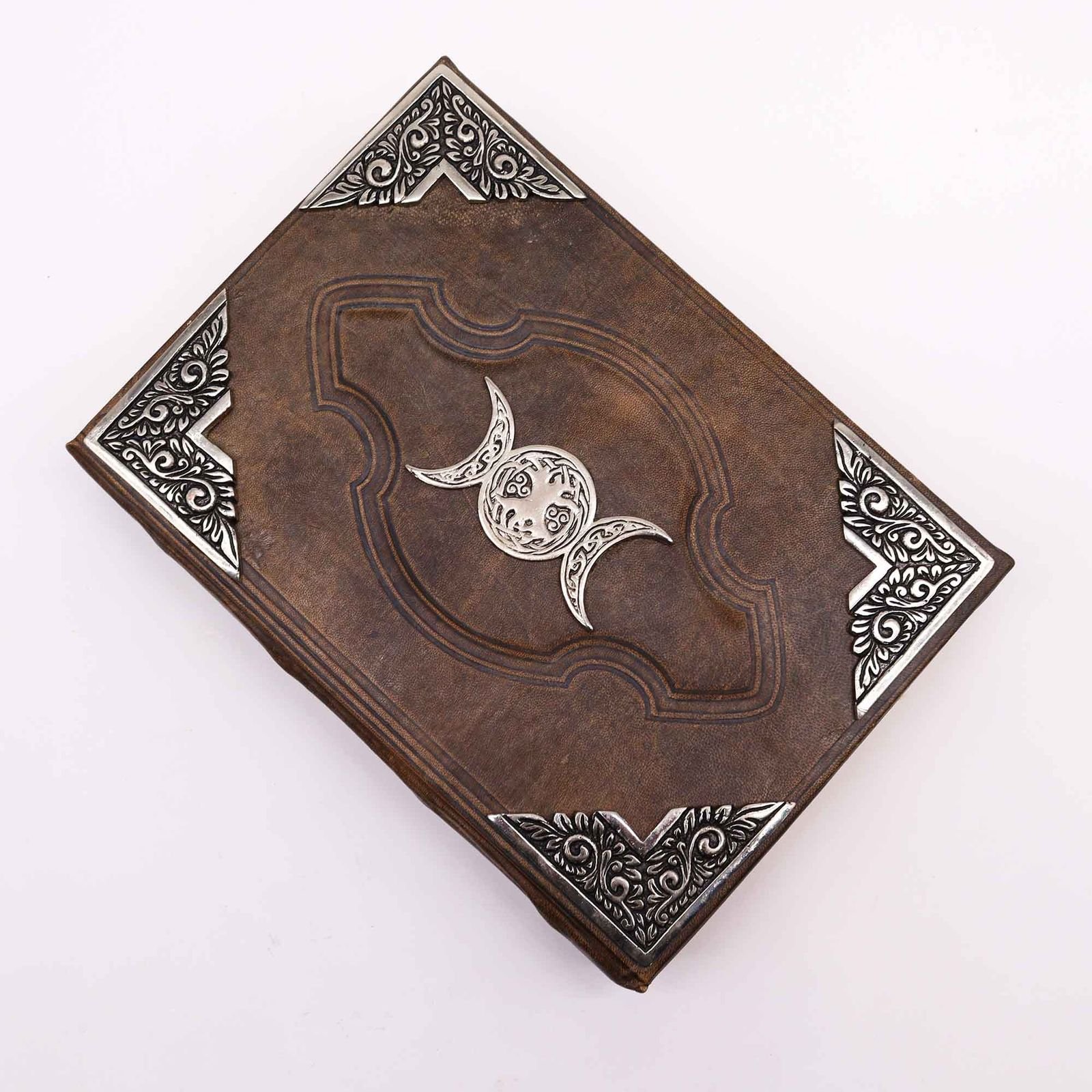 bG9jYWw6Ly9tZWRpYS9TSC8wRC82MFIzMEMxRzZXUzMwRFNIL2I3M2Y3ZWNiLmpwZWc.jpg Triple Moon Leather Book of Shadows, 26 x 18cm view 5
