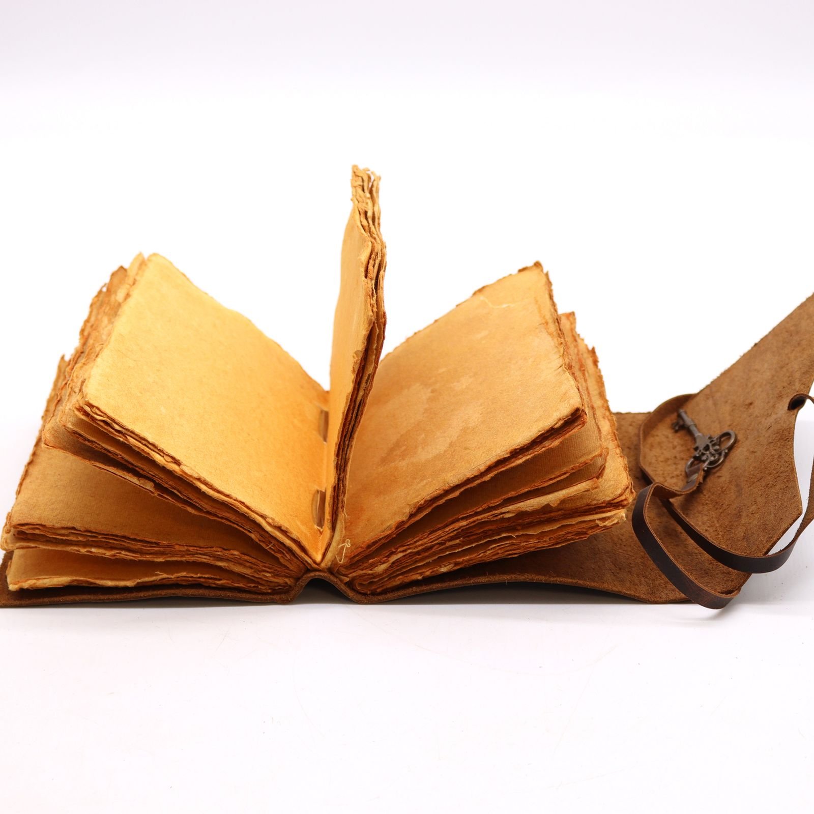 Oiled Leather Journal with Key, 13 x 18cm view 3