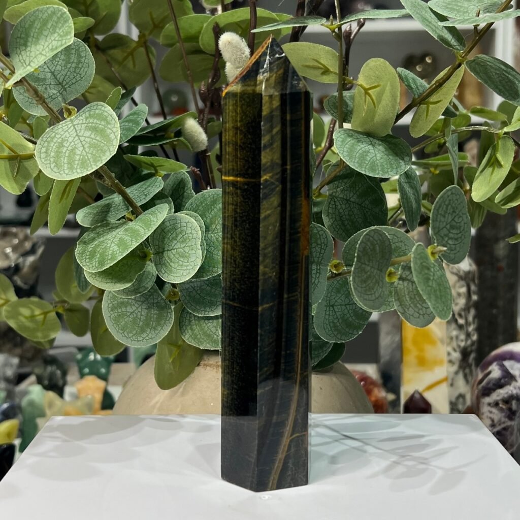 Blue tigers eye tower 16cm