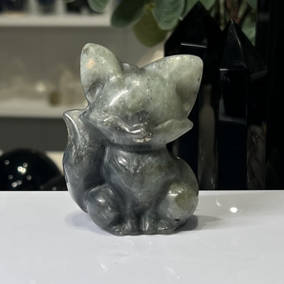 Labradorite fox carving 6cm Labradorite fox carving 6cm, carved and polished sitting crystal fox