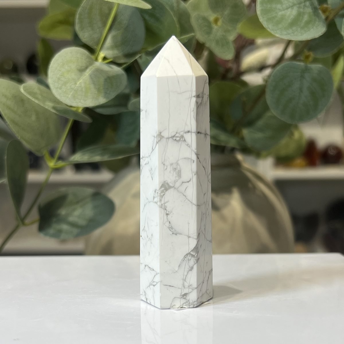 Howlite tower C Howlite tower C, polished point