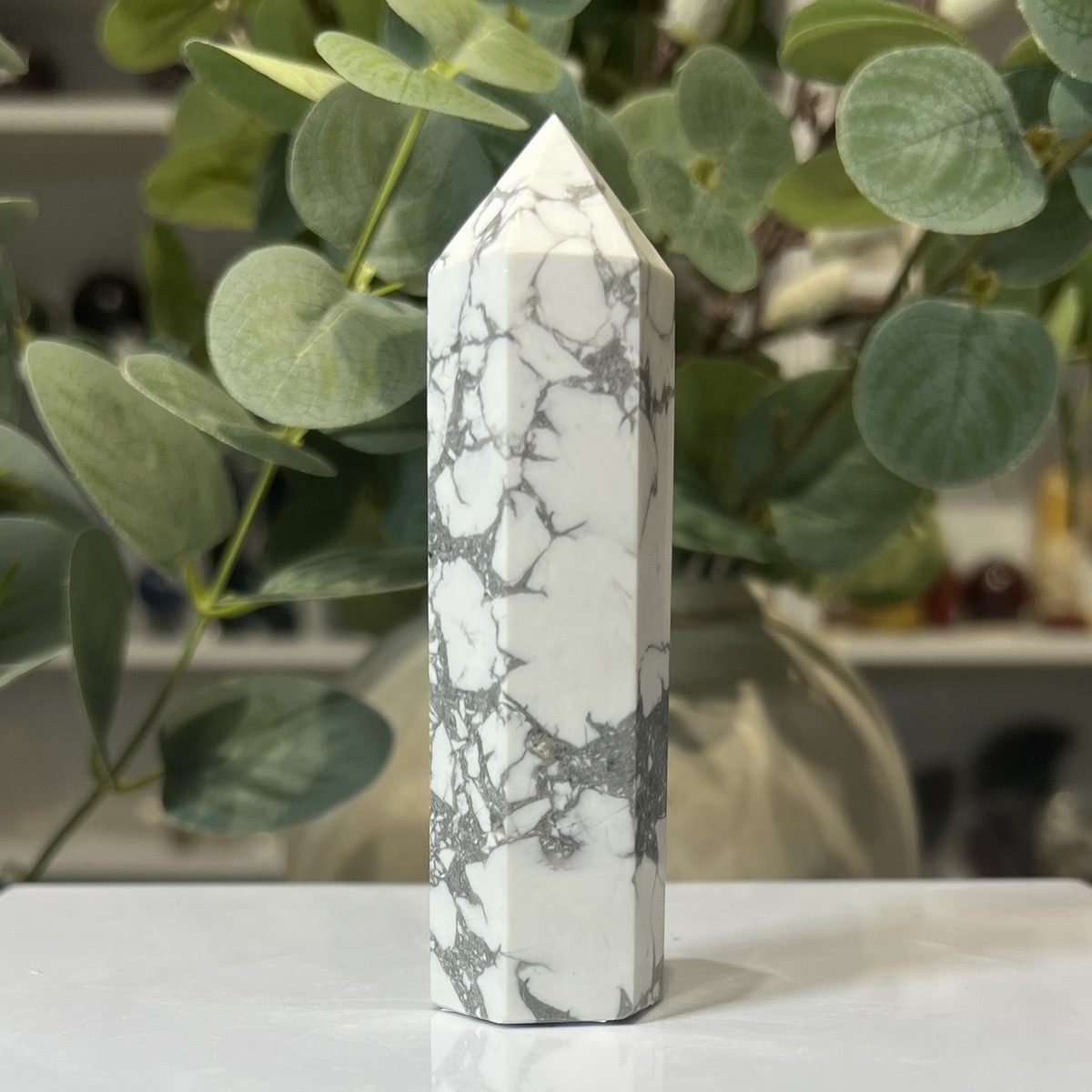 Howlite tower D Howlite tower D, polished point
