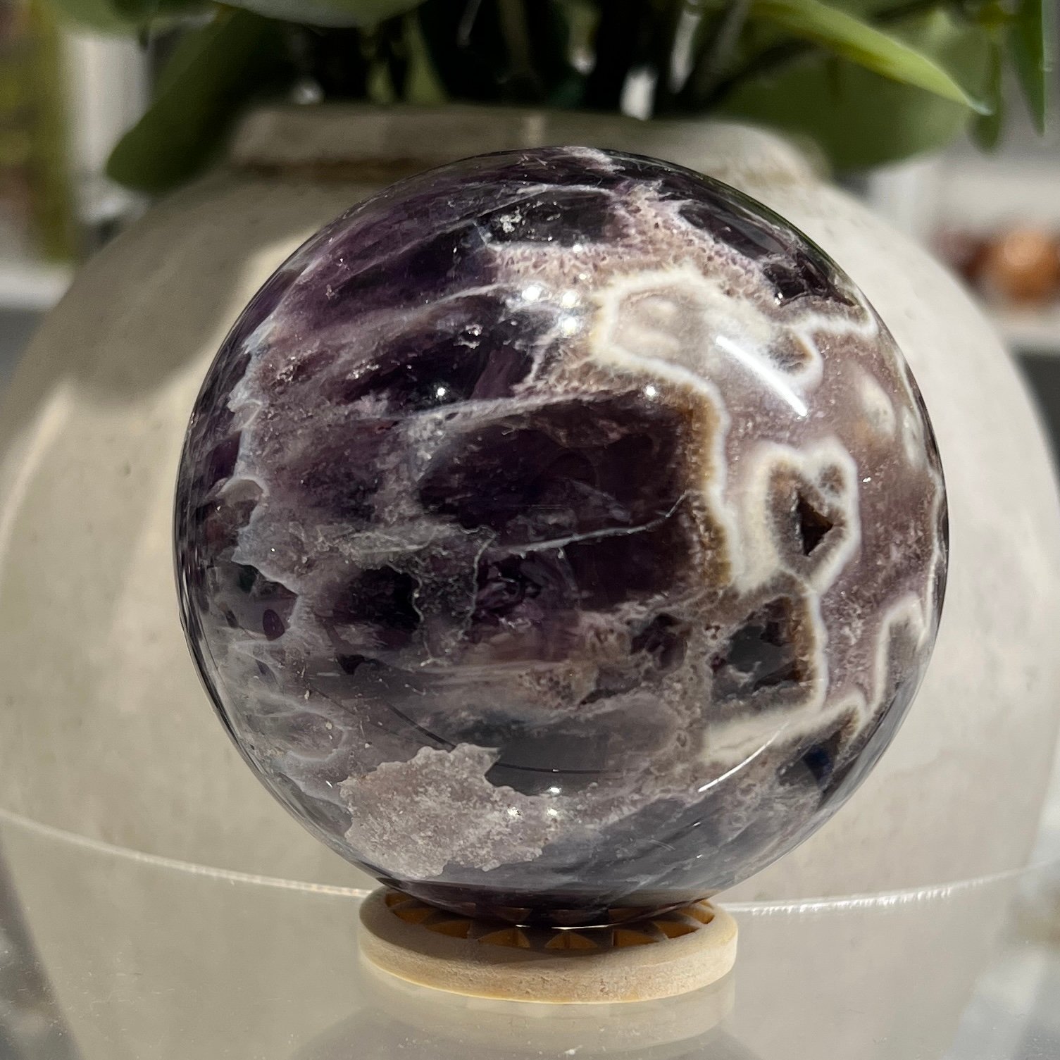 Dream amethyst sphere A 70mm with purple chevrons and creamy white band Dream amethyst sphere A 70mm with purple chevrons and creamy white band
