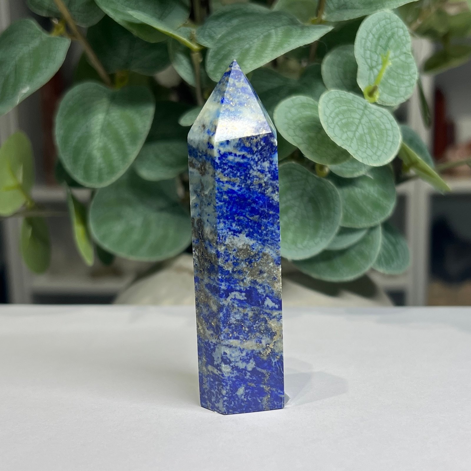 lapis lazuli tower f 9cm Lapis lazuli tower F 9cm, deep royal blue with gold pyrite and pale calcite