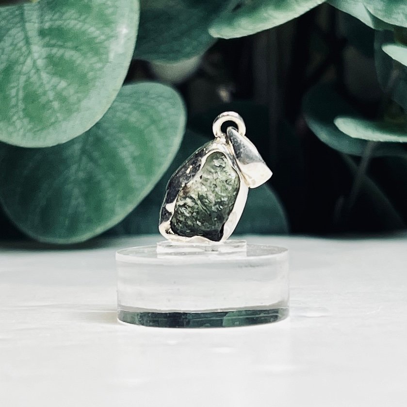 Raw moldavite pendant D183 1.83g set in 925 sterling silver