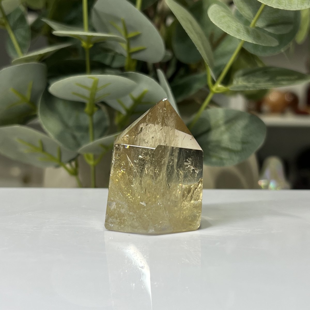 Smoky quartz tower E Smoky quartz tower E, polished smoky quartz point