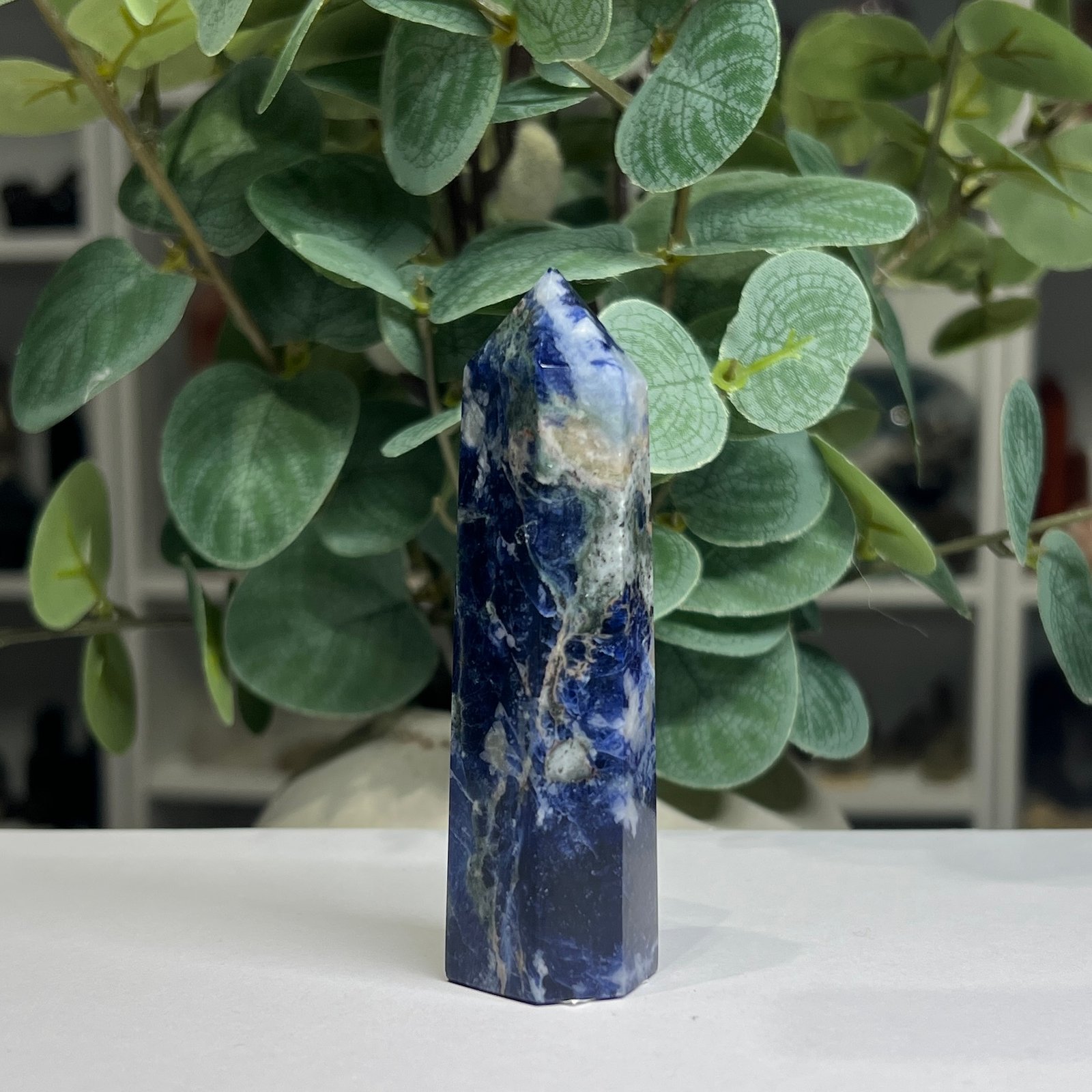 sodalite tower a 9cm 2 Sodalite tower A 9cm, blue with a pale tip and fine veins