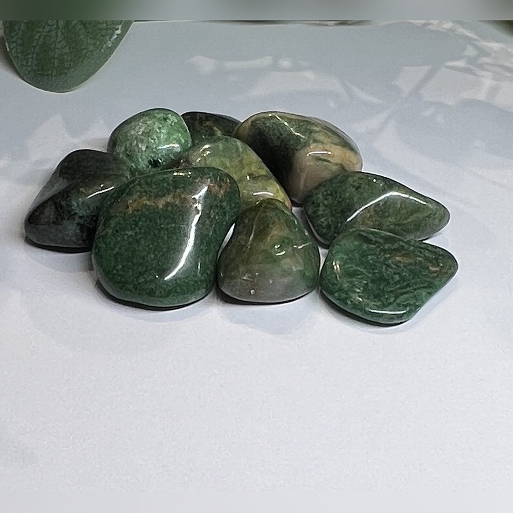 Tumblestones Green Quartz tumblestones