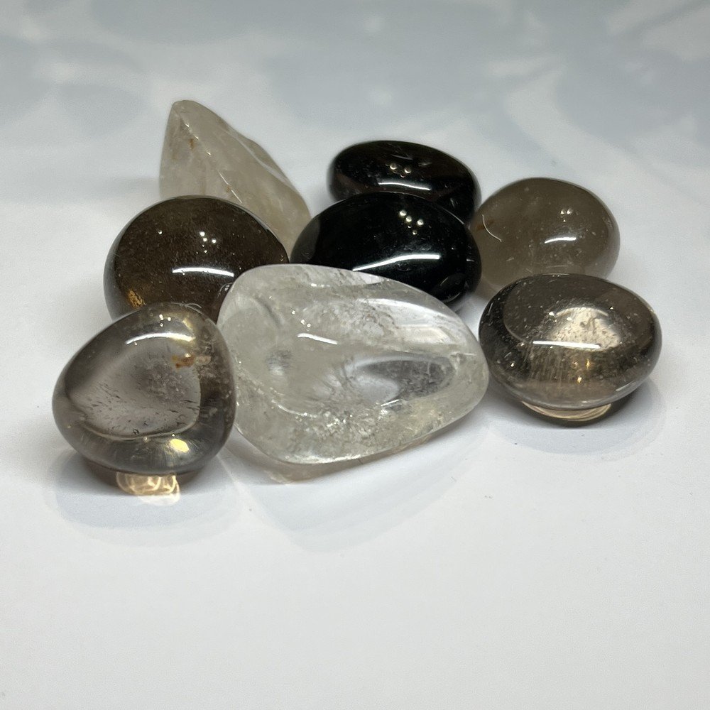 Smoky quartz tumblestones Smoky quartz tumblestones, polished clear to deep brown quartz